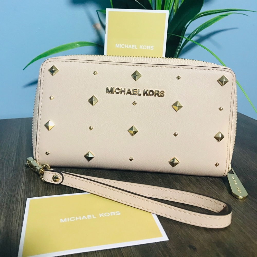 Michael Kors Jet Set wallet